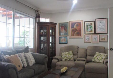 beautiful-house-in-villa-de-las-fuentes-panama-city-panama-ushombi-5