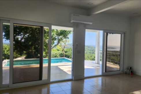 new-2br-home-in-conde-village-conde-village-roatan-island-honduras-ushombi-9