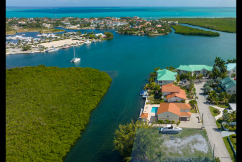 raleigh-quay-canal-front-lot-raleigh-quay-cayman-islands-ushombi-1