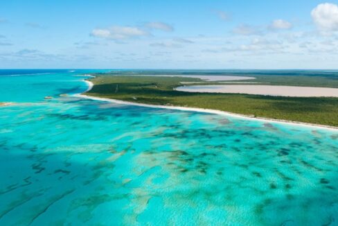 north-caicos-beach-front-lot-sandy-point-north-caicos-turks-and-caicos-ushombi-1