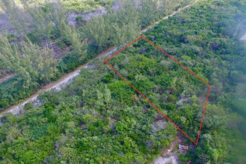 0-25-acre-lot-in-rainbow-bay-eleuthera-bahamas-ushombi-1