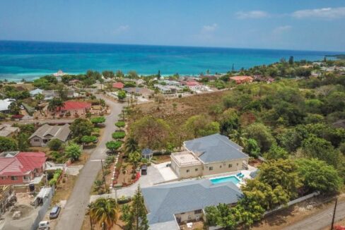 7-bedroom-stunning-villa-in-trelawny-cornwall-jamaica-ushombi-14