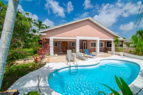 cozy-4br-home-in-cable-beach-nassau-bahamas-ushombi-3