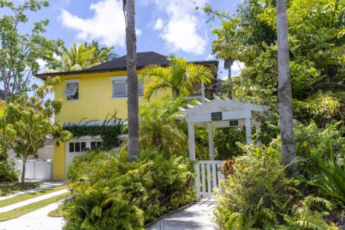 old-fort-bay-traditional-4br-home-nassau-bahamas-ushombi-2