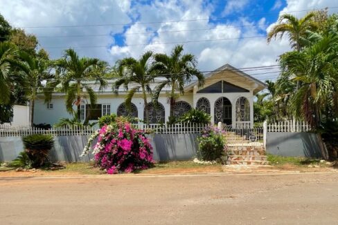 st-catherine-6br-home-in-jamaica-st-catherine-jamaica-ushombi-1