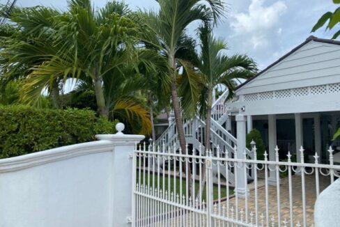 cayman-chic-tri-plex-prospect-cayman-islands-ushombi-4