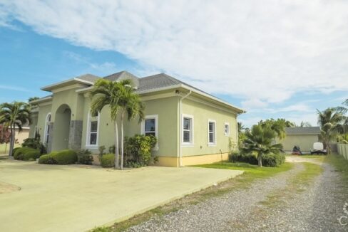 little-savannah-gardens-4br-home-savannah-gardens-cayman-islands-ushombi-7