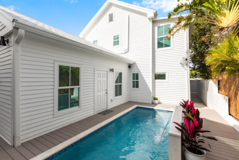 key-west-newly-renovated-6br-triplex-key-west-florida-united-states-ushombi-1