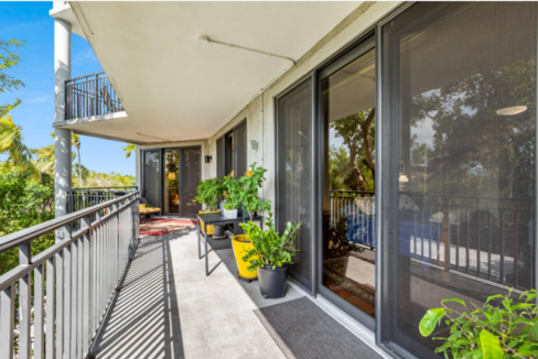 key-west-oceanview-2br-condo-ushombi-key-west-florida-united-states-ushombi-7