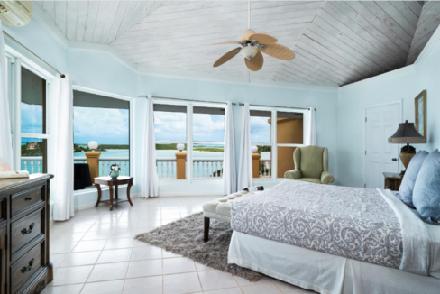 4br-tropical-shores-villa-in-chalk-sound-chalk-sound-providenciales-turks-and-caicos-ushombi-6