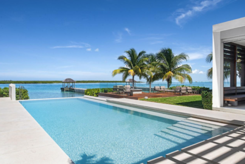 blue-cay-beach-estate-in-tci-leeward-providenciales-turks-and-caicos-ushombi-15