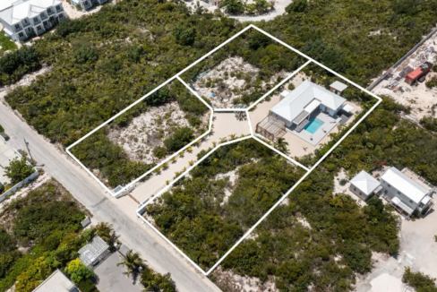 new-luxury-grace-bay-3br-coral-villa-grace-bay-turks-and-caicos-ushombi-2