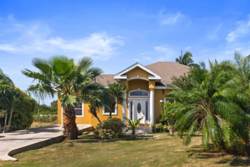 bodden-town-single-family-3br-gem-bodden-town-cayman-islands-ushombi-1