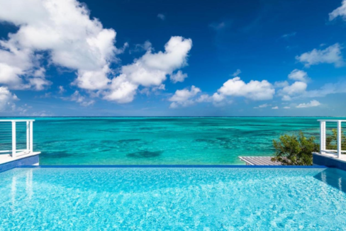 grace-bay-luxury-waterfront-4br-villa-grace-bay-providenciales-turks-and-caicos-ushombi-1