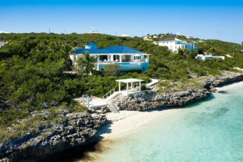 grace-bay-luxury-waterfront-4br-villa-grace-bay-providenciales-turks-and-caicos-ushombi-12