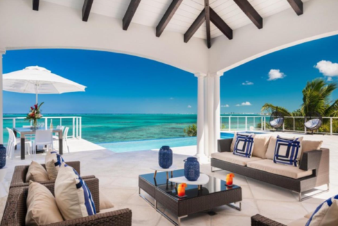 grace-bay-luxury-waterfront-4br-villa-grace-bay-providenciales-turks-and-caicos-ushombi-4