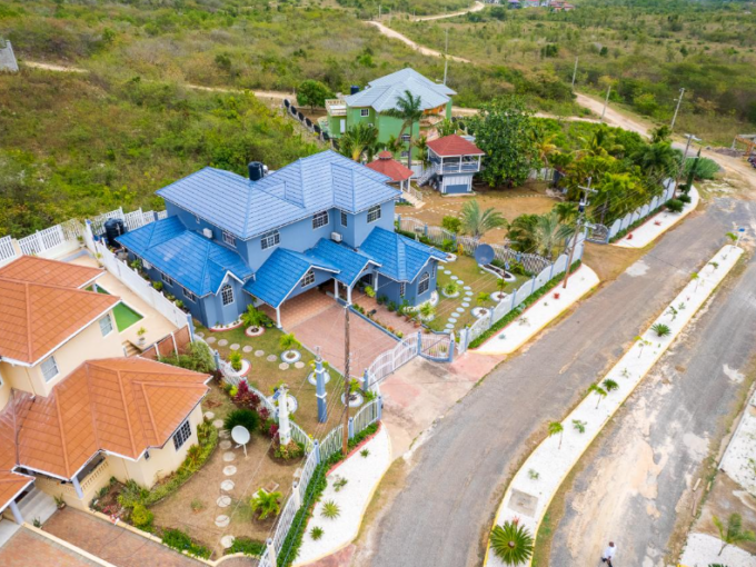 may-pen-5br-home-in-jamaica-may-pen-clarendon-jamaica-ushombi