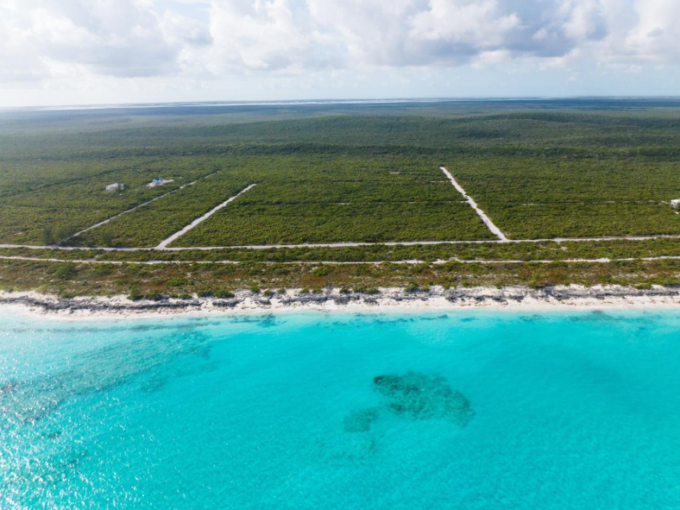 middle-caicos-0-45-acre-lot-near-beach-platico-point-turks-and-caicos-ushombi