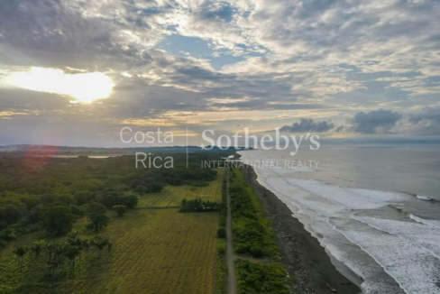 mistico-beach-town-resort-0-12-acre-lot-jaco-costa-rica-ushombi-5