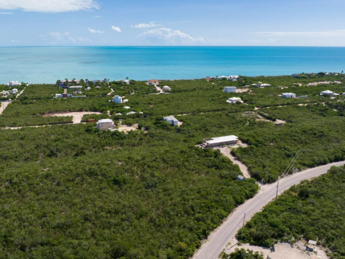 providenciales-undeveloped-1-1-acre-lot-providenciales-turks-and-caicos-ushombi