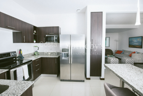 san-jose-contemporary-3br-condo-san-jose-costa-rica-ushombi-3