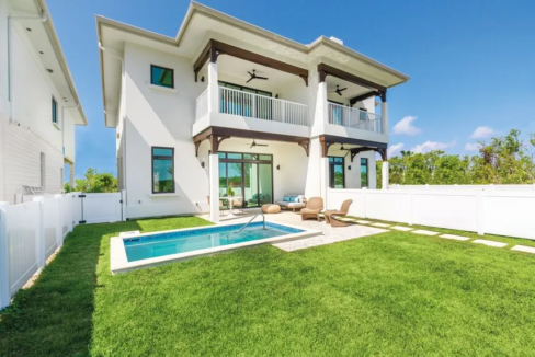 olea-stunning-3br-waterfront-duplex-camana-bay-cayman-islands-ushombi-1