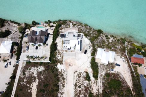 stunning-4br-breakwater-villa-chalk-sound-providenciales-chalk-sound-turks-and-caicos-ushombi-2