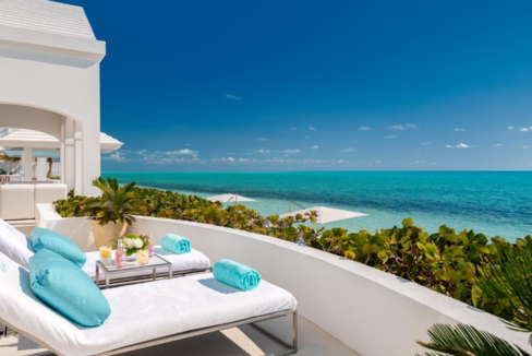 mandalay-expansive-beachfront-7br-villa-providenciales-long-bay-hills-turks-and-caicos-ushombi-9