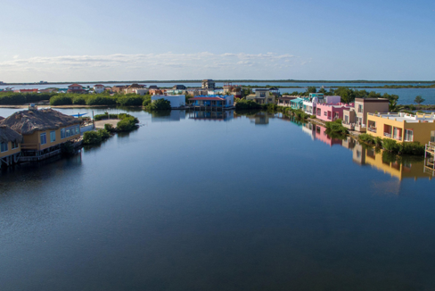 mara-laguna-waterfront-2br-condo-ambergris-caye-san-pedro-belize-ushombi-10