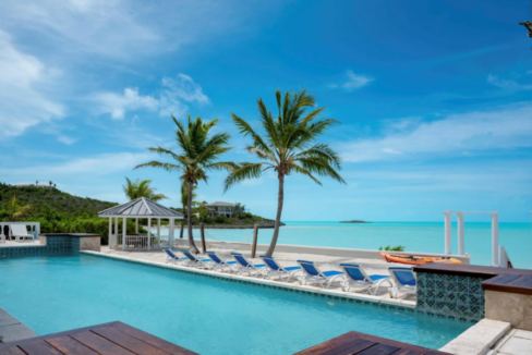 villa-de-ligera-stunning-6br-oceanfront-providenciales-turtle-tail-turks-and-caicos-ushombi-1