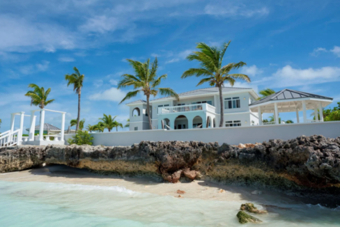 villa-de-ligera-stunning-6br-oceanfront-providenciales-turtle-tail-turks-and-caicos-ushombi-4