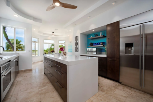 villa-de-ligera-stunning-6br-oceanfront-providenciales-turtle-tail-turks-and-caicos-ushombi-7