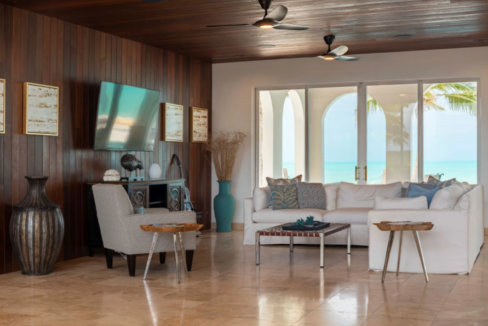 villa-de-ligera-stunning-6br-oceanfront-providenciales-turtle-tail-turks-and-caicos-ushombi-8