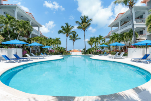 queen-angel-resort-renovated-1br-condo-turtle-cove-turks-and-caicos-ushombi-10