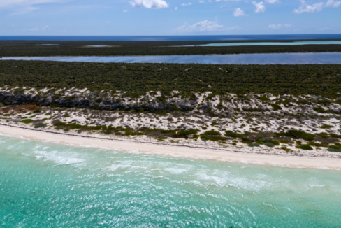 west-caicos-20-acre-beachfront-opportunity-west-caicos-turks-and-caicos-ushombi-2