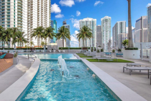 ivy-at-riverfront-2br-stylish-miami-condo-miami-florida-ushombi-9