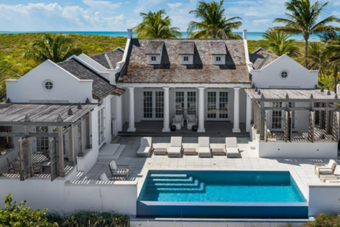 waypoint-secluded-luxury-villa-in-tci-ambergris-cay-turks-and-caicos-ushombi-1