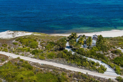 waypoint-secluded-luxury-villa-in-tci-ambergris-cay-turks-and-caicos-ushombi-9