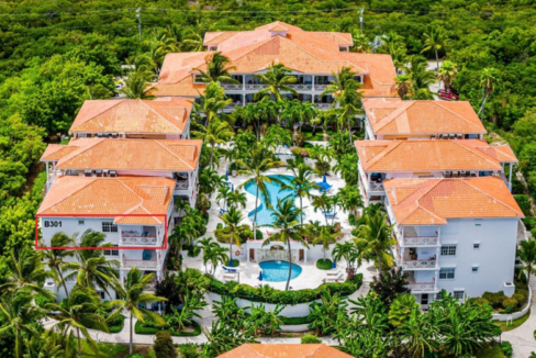 queen-angel-resort-1br-oceanview-condo-turtle-cove-turks-and-caicos-ushombi-2